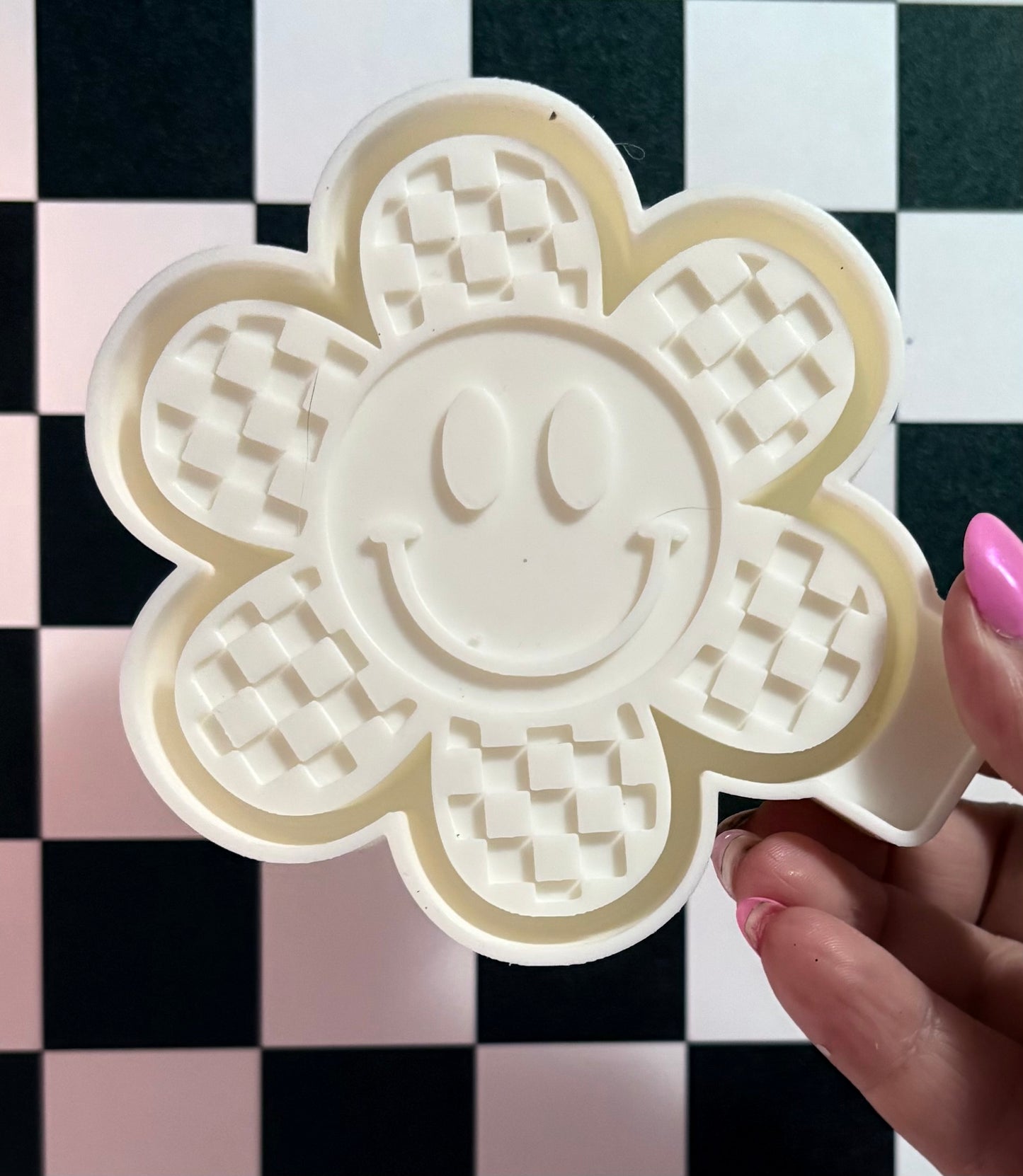 Checker Flower